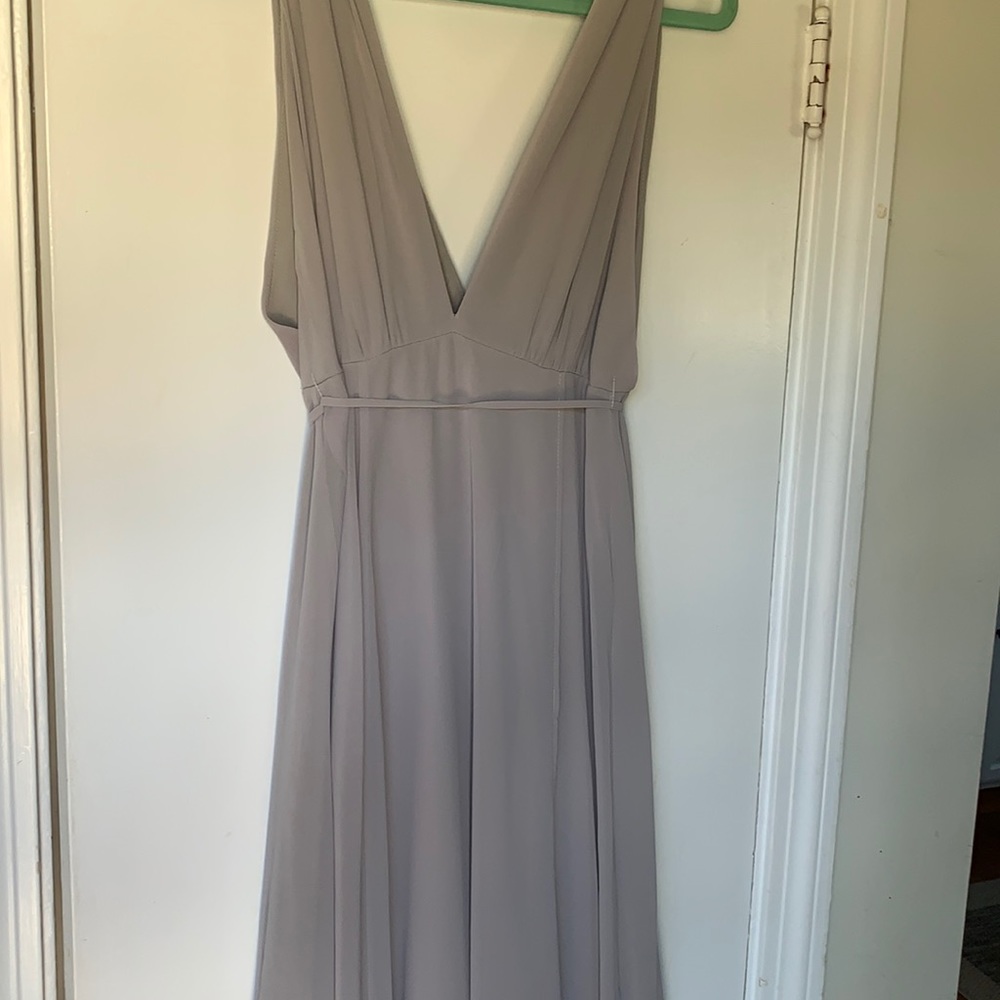 Stunning gray maxi perfect for fall weddings